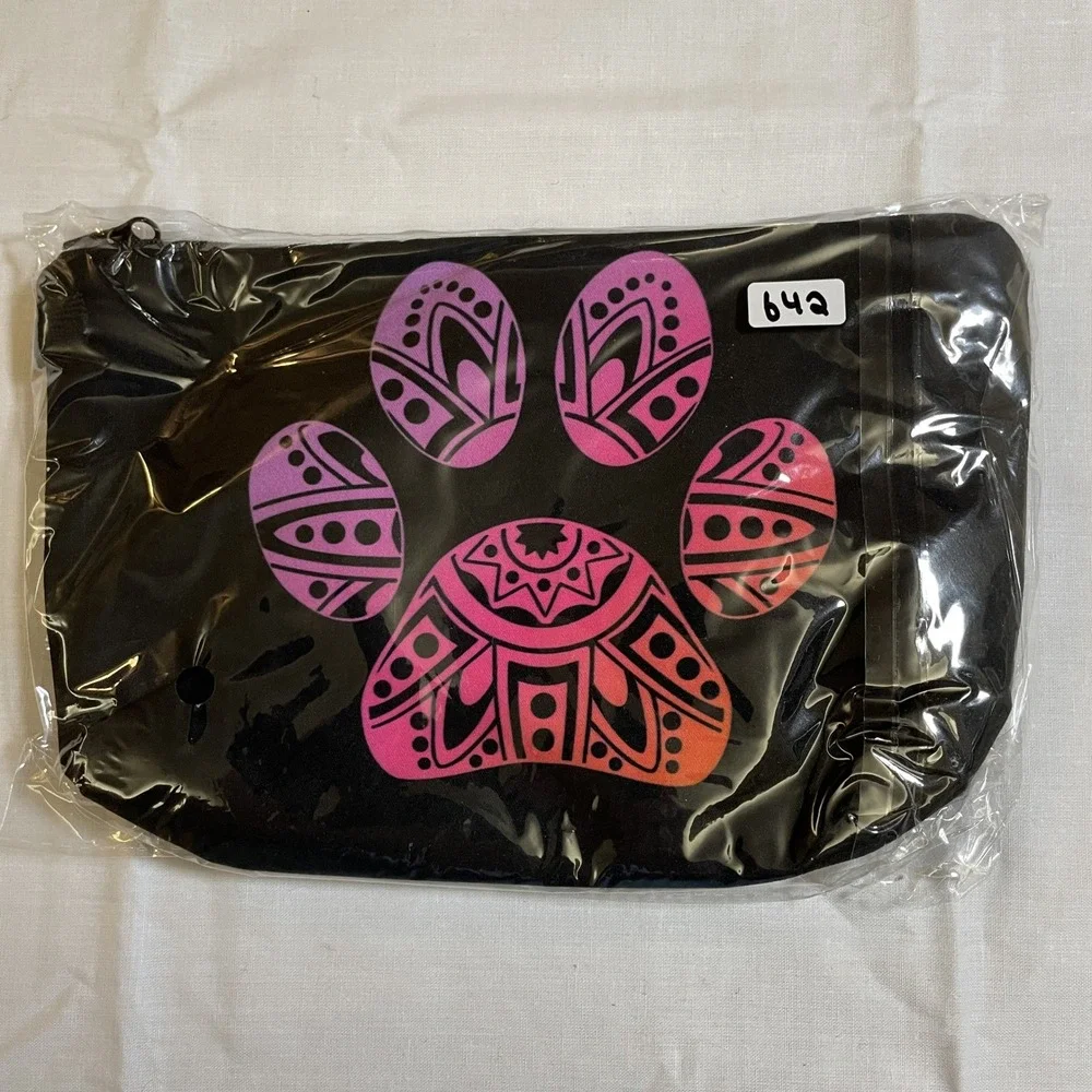 The Pouch Cosmetic Bag Womens OS Black NWT Paw Print Mandala Travel Makeup Case
